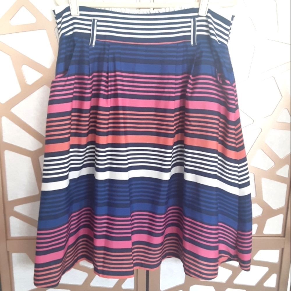EUC OLD NAVY Striped multi color skirt with POCKETS